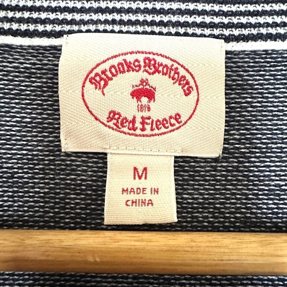 Brooks Brothers V-Neck PulloverSweater Men Navy and White Trim Sz Medium Cotton - Picture 3 of 9